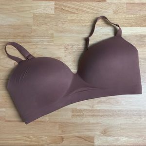SOMA 🥥 Enbliss Wireless Bra - Size 38D